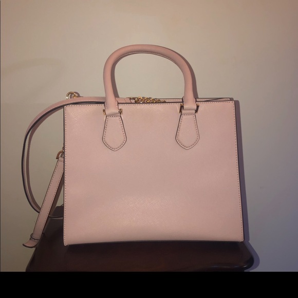 Michael Kors Bridgette Medium Leather Tote - Picture 8 of 16